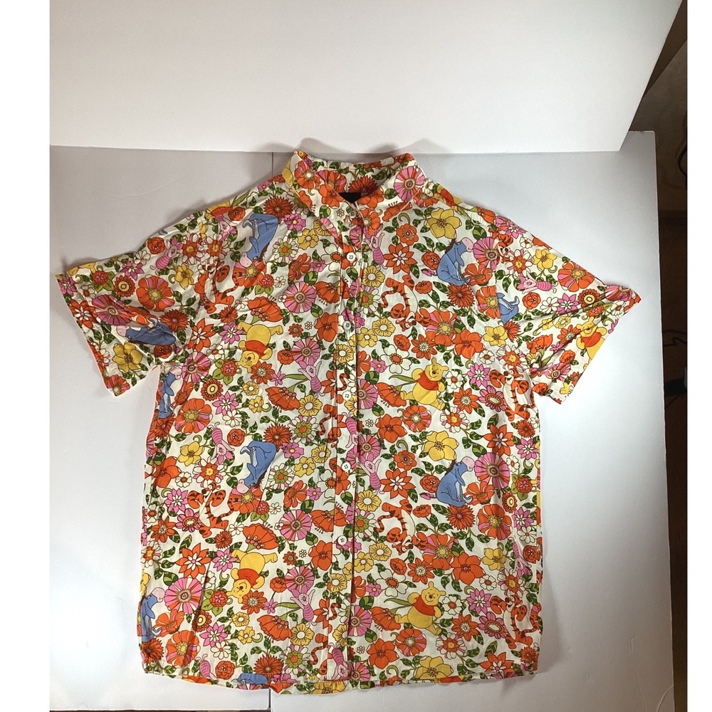 Disney Winnie The Pooh Floral Junior's Woven Button-Up Size Small